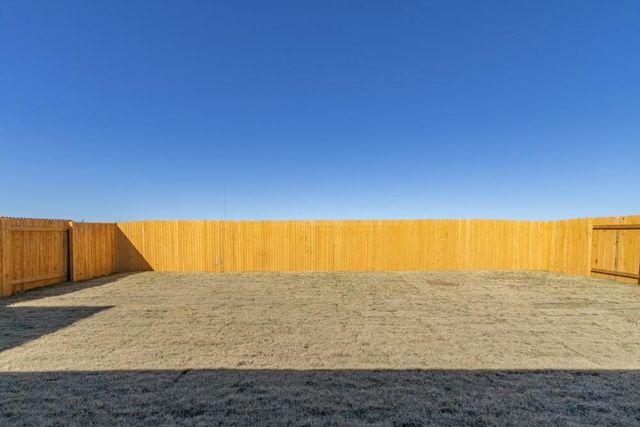 205 Windstar RD, Liberty Hill, TX 78642