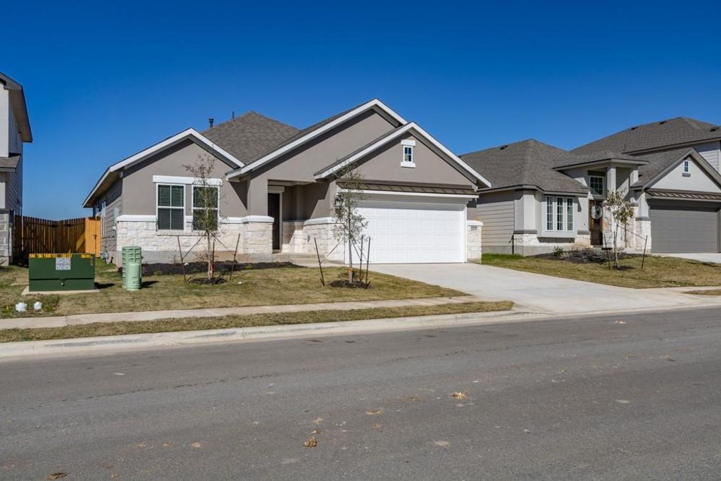 205 Windstar RD, Liberty Hill, TX 78642