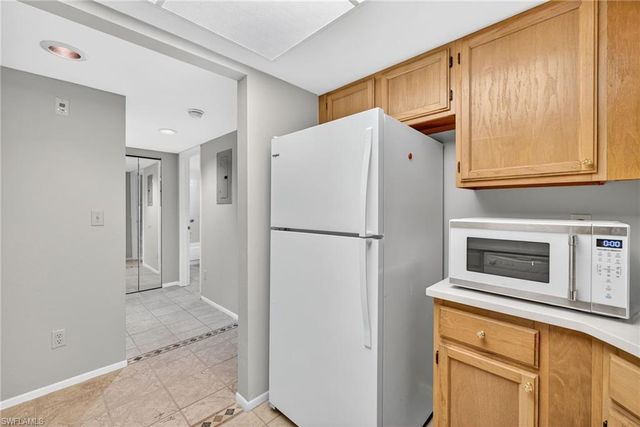 9635 Eaton Gardens LN # 104, Fort Myers, FL 33919