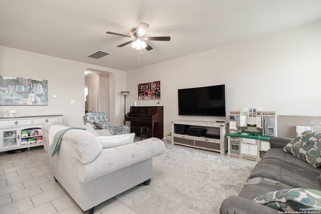 608 Smooth Wine, Cibolo, TX 78108