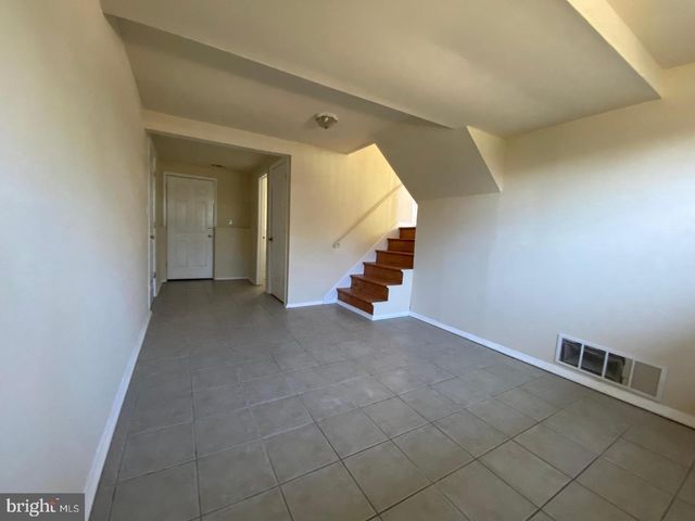 902 WOODLANE RD, Mount Holly, NJ 08060