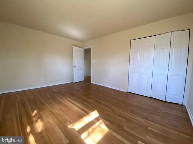 902 WOODLANE RD, Mount Holly, NJ 08060