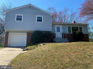 902 WOODLANE RD, Mount Holly, NJ 08060