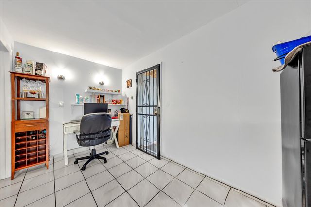 9311 Broad Manor Rd, Miami, FL 33147