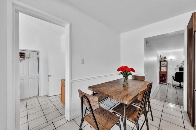 9311 Broad Manor Rd, Miami, FL 33147