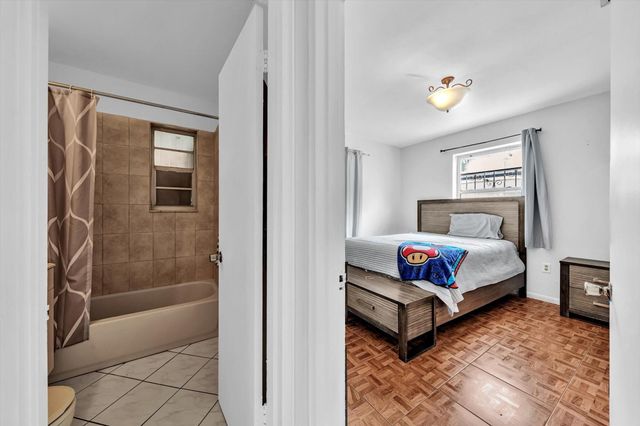 9311 Broad Manor Rd, Miami, FL 33147