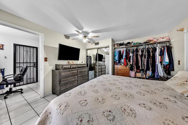 9311 Broad Manor Rd, Miami, FL 33147