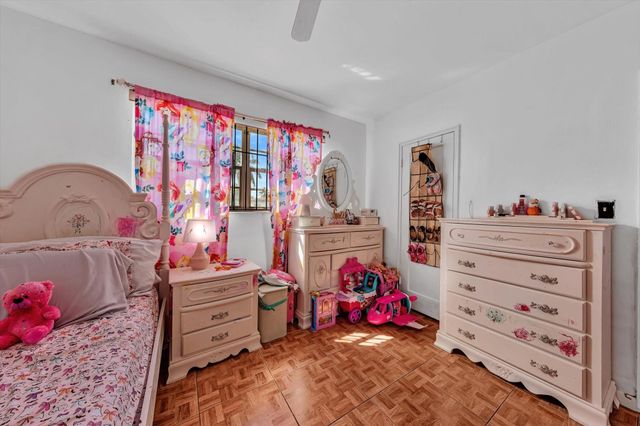 9311 Broad Manor Rd, Miami, FL 33147