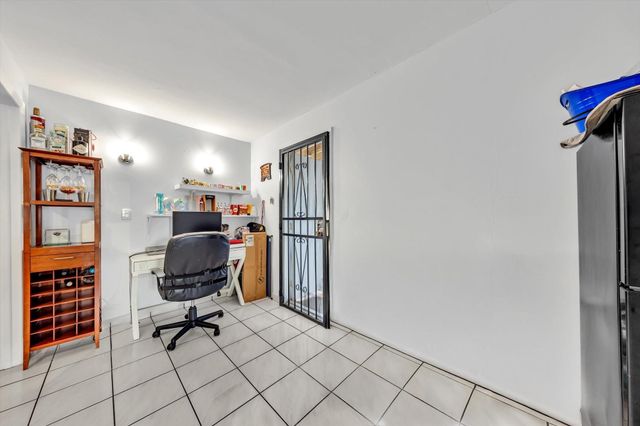 9311 Broad Manor Rd, Miami, FL 33147