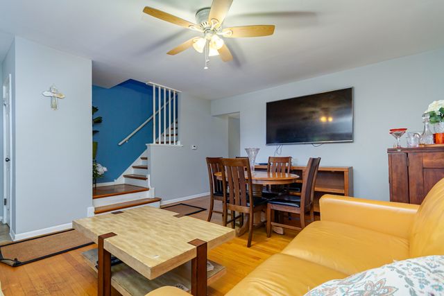 1823 Dobson Street, Evanston, IL 60202
