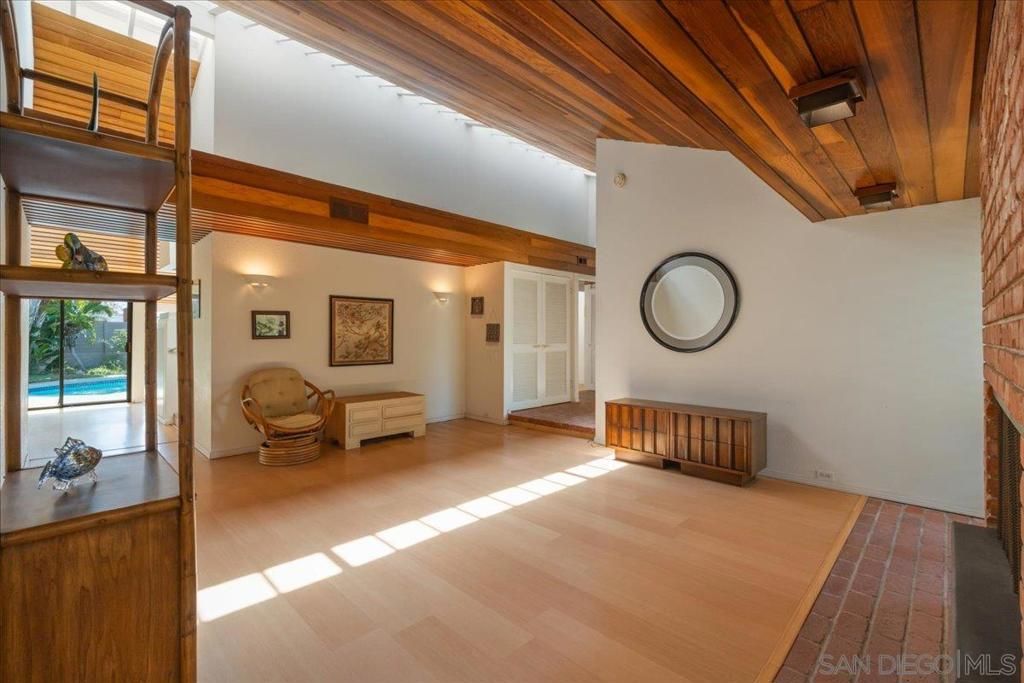 5643 Bloch St, San Diego, CA 92122 — photo 5