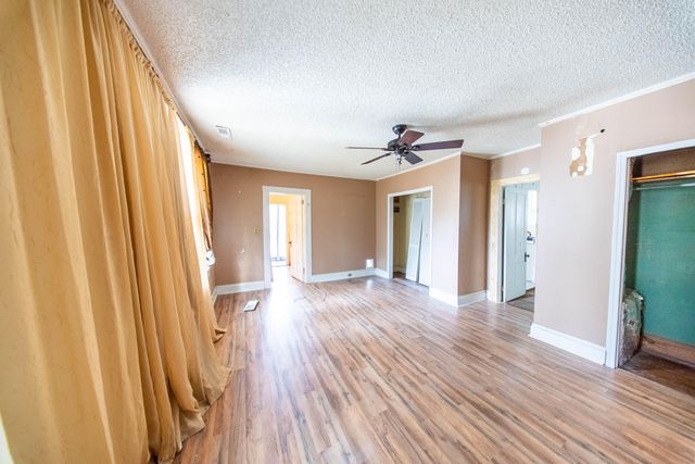 1012 E Ashley Avenue, Folly Beach, SC 29439