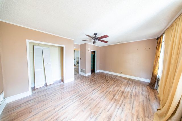 1012 E Ashley Avenue, Folly Beach, SC 29439