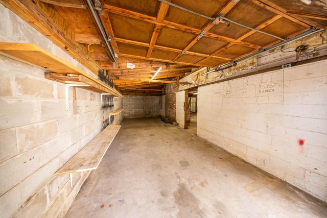 1012 E Ashley Avenue, Folly Beach, SC 29439