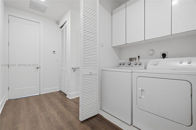 11756 SW 106th Terrace ., Miami, FL 33186