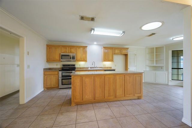 9710 Fm 740, Forney, TX 75126