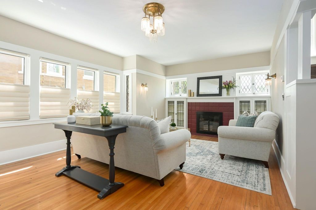 968 Lincoln Avenue, Saint Paul, MN 55105