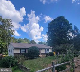 602 WAYWARD DR, Annapolis, MD 21401