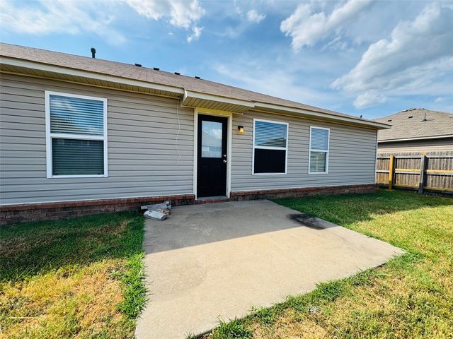 9215 S 253rd East Avenue, Broken Arrow, OK 74014