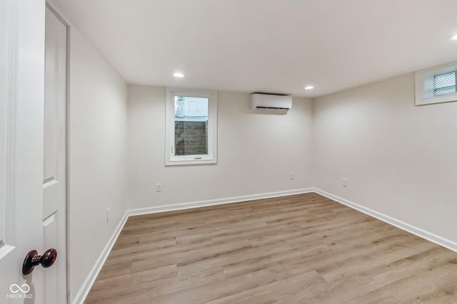 1105 N Irvington Avenue, Indianapolis, IN 46219