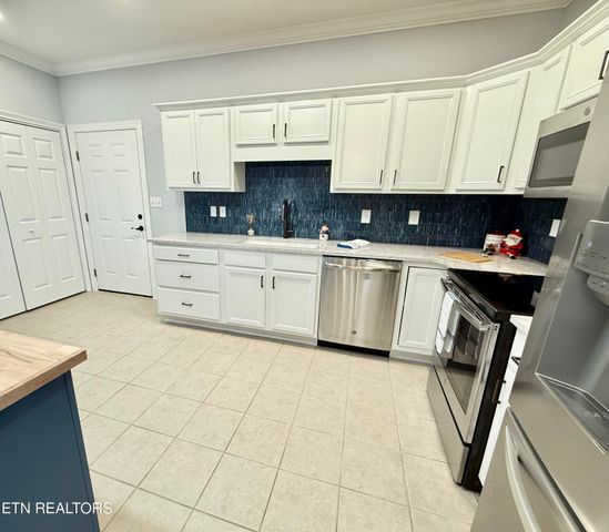 10812 Meriwether Lane, Knoxville, TN 37934