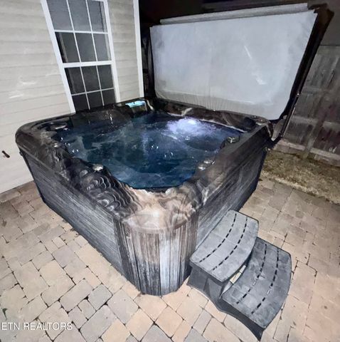 10812 Meriwether Lane, Knoxville, TN 37934