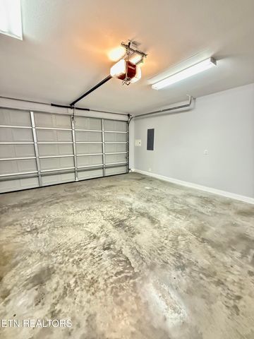 10812 Meriwether Lane, Knoxville, TN 37934