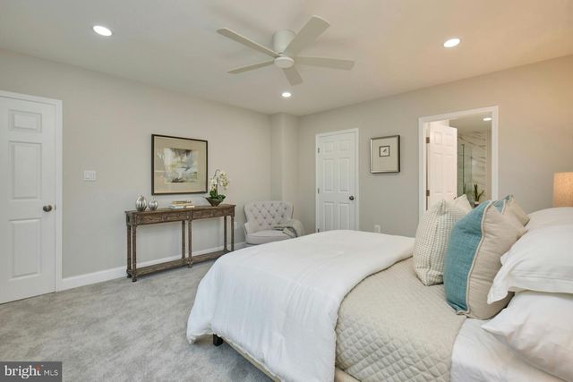 6323 EVERGLADES DR, Alexandria, VA 22312