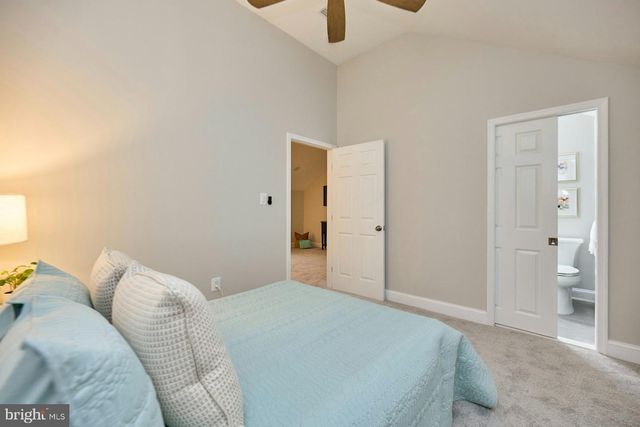 6323 EVERGLADES DR, Alexandria, VA 22312