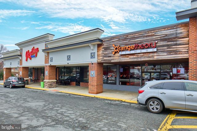 6323 EVERGLADES DR, Alexandria, VA 22312