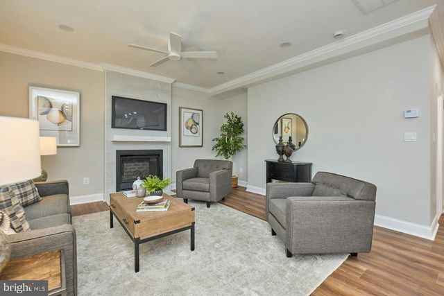 6323 EVERGLADES DR, Alexandria, VA 22312