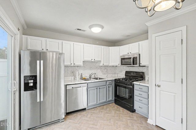 8600 Neuse Landing Lane, Raleigh, NC 27616