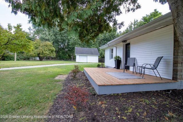 2905 S Catherine Street, Lansing, MI 48911