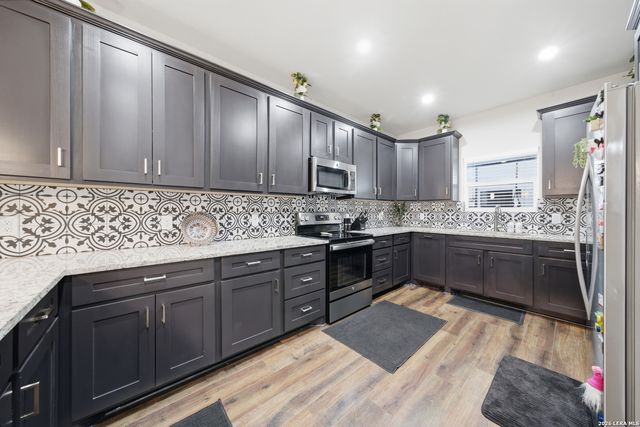 754 Delmar St, San Antonio, TX 78210