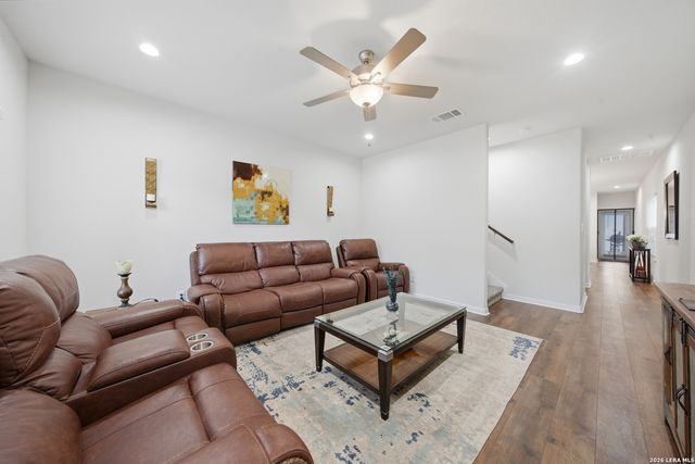 754 Delmar St, San Antonio, TX 78210