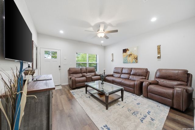 754 Delmar St, San Antonio, TX 78210