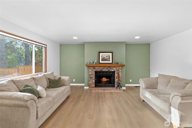 5824 111th Place SW, Mukilteo, WA 98275