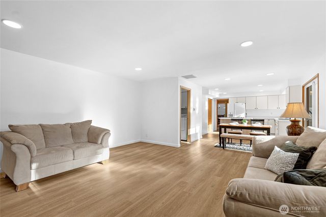 5824 111th Place SW, Mukilteo, WA 98275