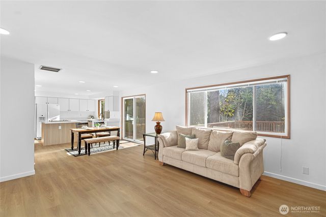 5824 111th Place SW, Mukilteo, WA 98275