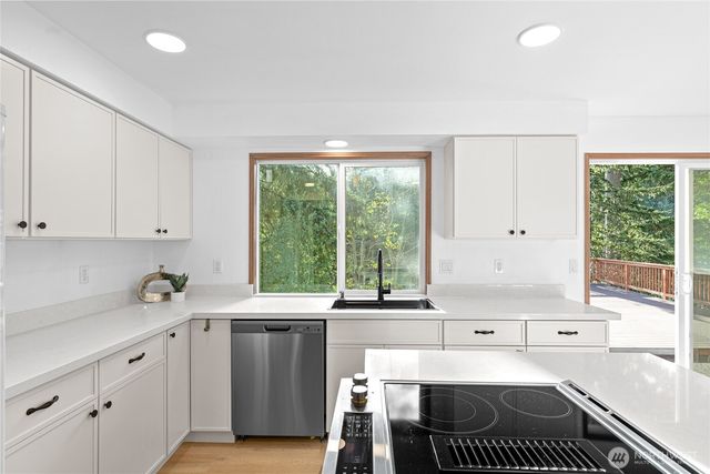 5824 111th Place SW, Mukilteo, WA 98275