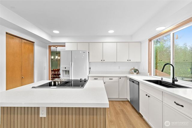 5824 111th Place SW, Mukilteo, WA 98275