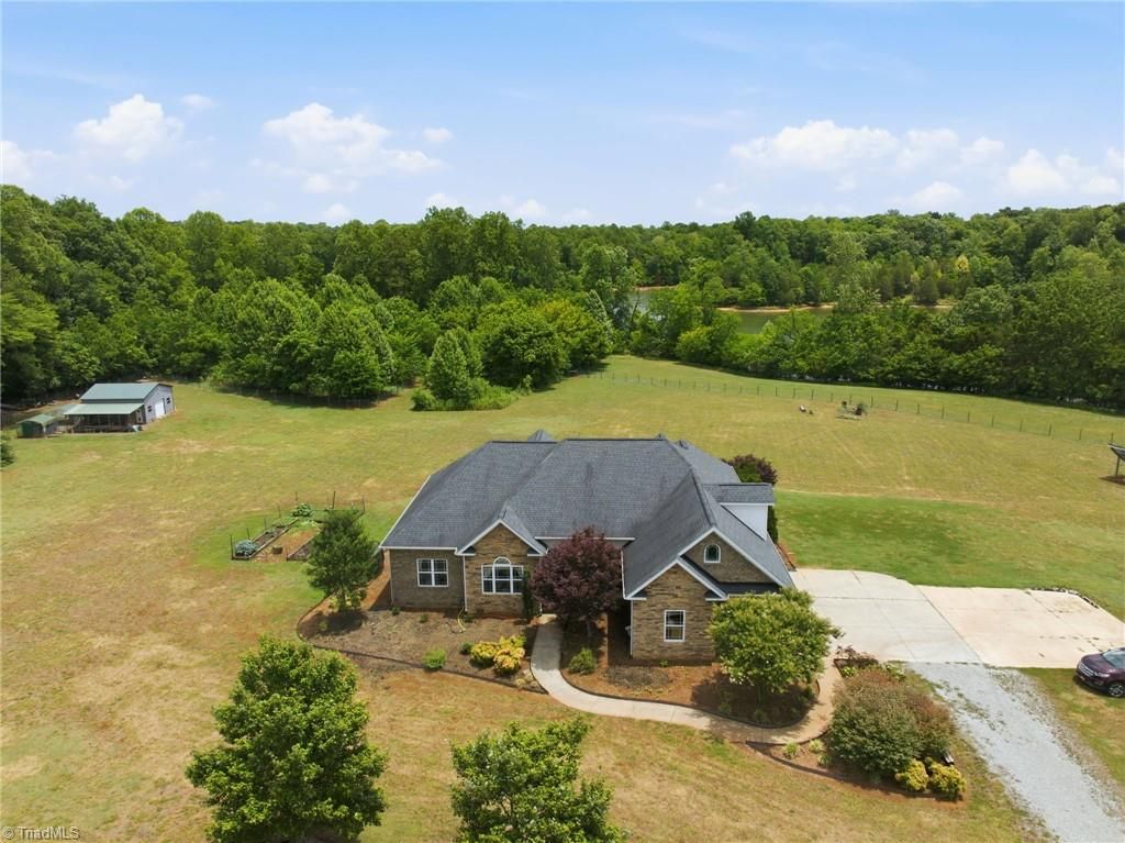2335 Spencer Road, High Point, NC 27263