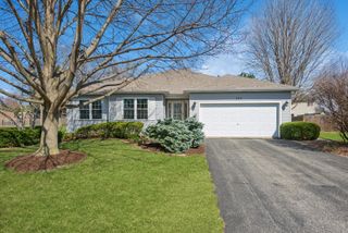 233 Spring Court, North Aurora, IL 60542
