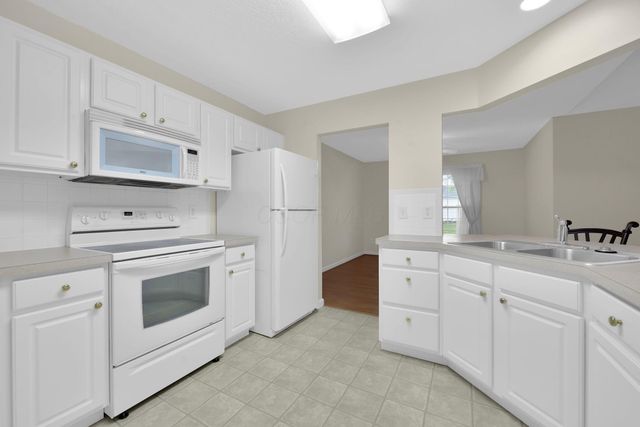 5135 Country Place Lane, Plain City, OH 43064