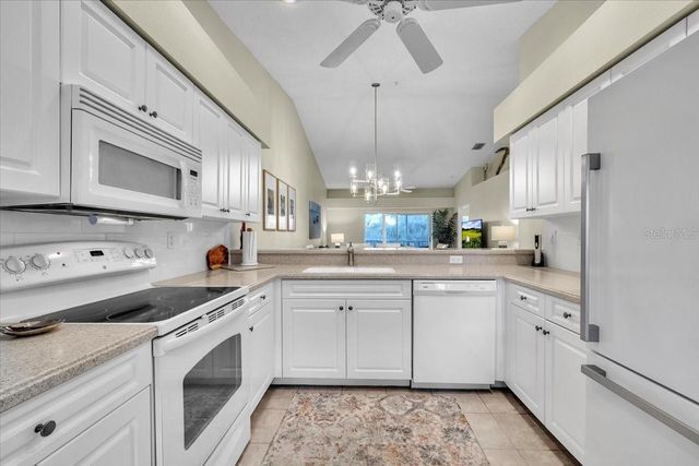 9601 CASTLE POINT DRIVE 825, Sarasota, FL 34238