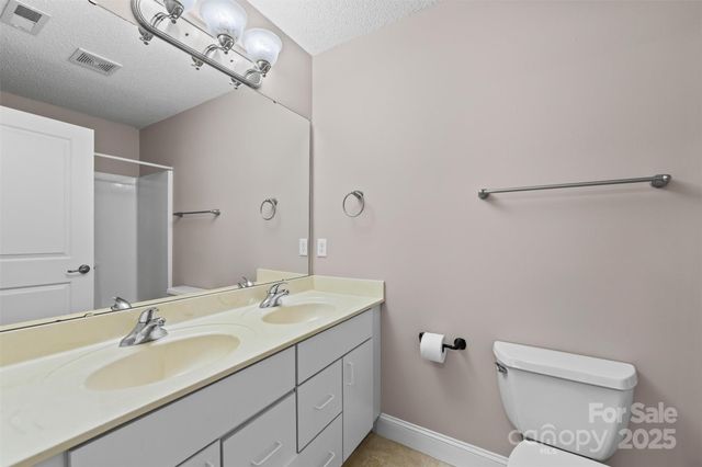 234 Wash Creek Drive F, Hendersonville, NC 28739