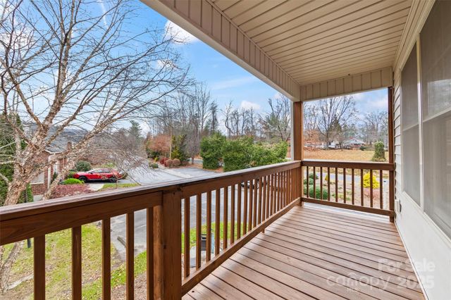 234 Wash Creek Drive F, Hendersonville, NC 28739