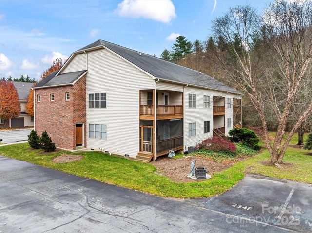 234 Wash Creek Drive F, Hendersonville, NC 28739