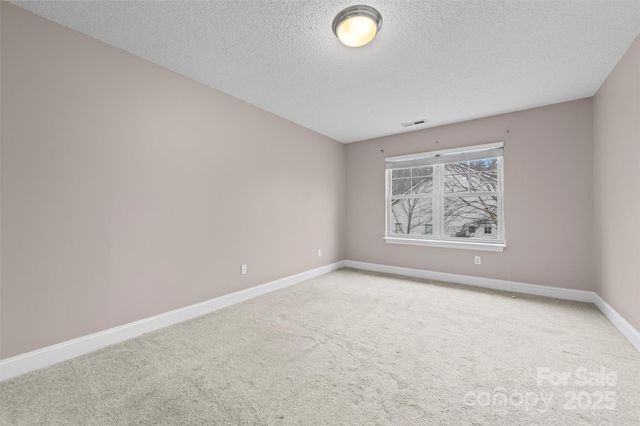 234 Wash Creek Drive F, Hendersonville, NC 28739