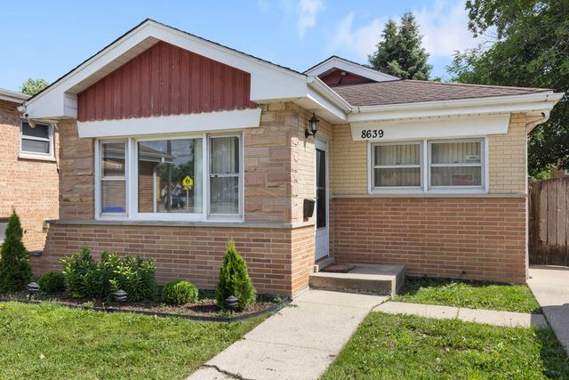 8639 Plainfield Road, Lyons, IL 60534